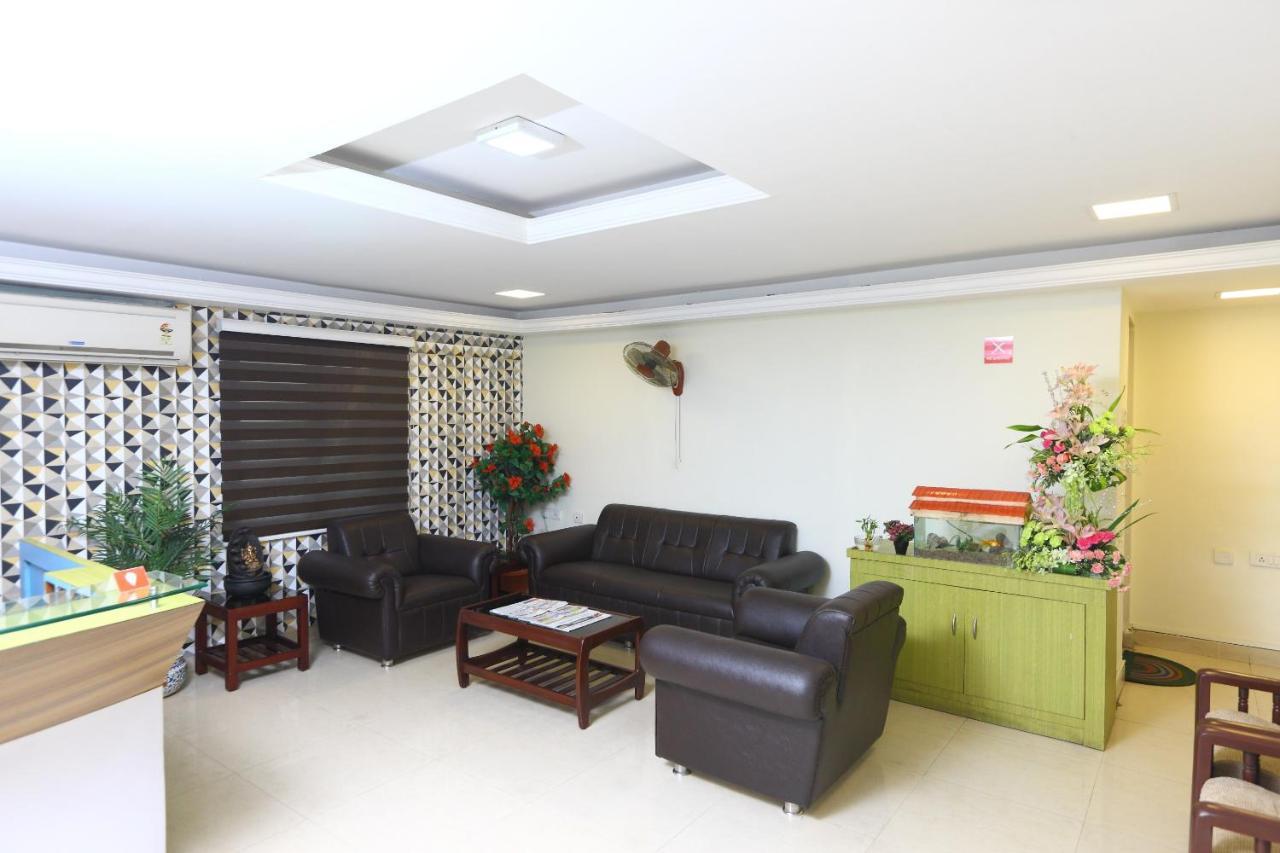 מלון צ'נאי Vaccinated Staff- Oyo Flagship 475 Audi Nivas, North Usman Road מראה חיצוני תמונה